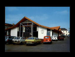 85 - CHALLANS - Les Halles - Voitures 1980 - Challans