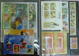 Rep China Taiwan Complete Beautiful 2005 Year Stamps Without Album - Lots & Serien