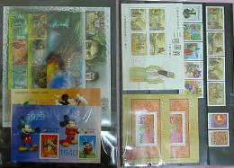 Rep China Taiwan Complete Beautiful 2005 Year Stamps Without Album - Collezioni & Lotti