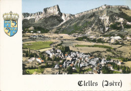 38 // CLELLES   Vue Générale Et Le Mont Aiguille  Combier édit  356.32 A - Clelles