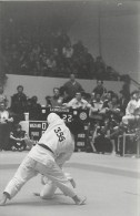 Ref A808- Arts Martiaux -judo -photo Souple Non Située- Rencontre Internationale Ou Nationale ??- Photo Bon Etat  - - Oosterse Gevechtssporten