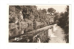 CPA : 86 - Charroux : La Charente à Rochemeau - Cours D'eau - Déversoir - Peu Commune - Charroux