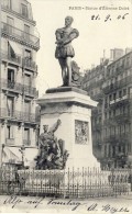 CPA -  PARIS,  Statue D´Étienne Dolet  - 2 Scans - Standbeelden
