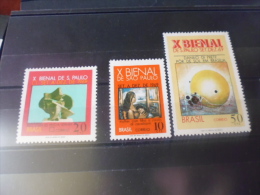 TIMBRE   De  BRESIL   YVERT N° 896.898 - Unused Stamps