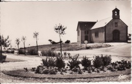 PREFAILLES (Loire Atlantique)  Eglise - Chapelle Et Avenue De La Mer  - VOIR 2 SCANS - - Préfailles