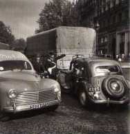 Robert DOISNEAU,Boulevard St Denis Paris, Rapho Et  Productions Flammarion 2000,automobiles Policier, Camion - Doisneau