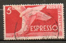 ITALIE  Expresse  5l Carmin 1945-51  N°27 - Poste Exprèsse