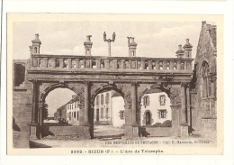 Cp, 29, Sizun, L'Arc De Triomphe - Sizun