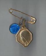 Religieux/2 Petites Médailles/ Souvenir De ND De L´Iseran/Diocése De Maurienne /SAVOIE/Vers 1930?  CAN133 - Frankrijk