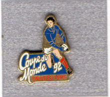 Pin´s  Sport  Rugby  Coupe  Du  Monde  Universitaire  1992 - Rugby