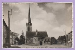 53 - ARGENTRE -- Place De L'Eglise - 1956 - Argentre