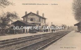 79 // CHAMPDENIERS   LA GARE    Vue Intérieure   Dedit Bourgeuil Chauvin - Champdeniers Saint Denis