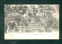 AK - Siegen - Adolf Diesterweg Denkmal ( Animée Enfants M.S.S.) - Siegen