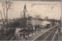 MONTIGNY BEAUCHAMP LA GARE  ARRIVEE D'UN TRAIN - Beauchamp