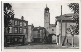 CPA - LEZOUX - PLACE DES BALMETTES - Edition Combier - Lezoux