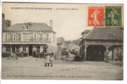 CPA MARSEILLE EN BEAUVAISIS (Oise) - La Place De La Mairie - Marseille-en-Beauvaisis