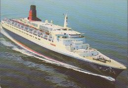 UK - Southampton - Queen Elizabeth 2 - Cunard Line - Southampton