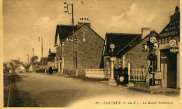 LANCIEUX - LA ROUTE NATIONALE (EPICERIE & GARAGE) - Lancieux