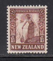 New Zealand MH Scott #205 1 1/2p Maori Woman Cooking - Unused Stamps