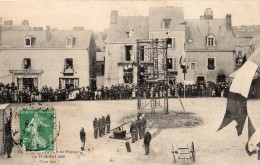 ERNEE EXERCICES DES SAPEURS-POMPIERS A L'AIDE DE POMPES LE 11/07/1909 C'EST FINI TOP RARE - Ernee