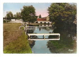 Cp, 41, Savigny-sur-Braye, La Baignade Sur La Braye Et Le Pont Des Grands Moulins - Other & Unclassified