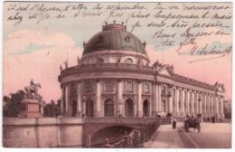 BERLIN - Kaiser Friedrich-Museum - Brandenburger Deur