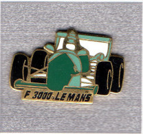 Pin´s  Sport  Automobile  F 1, Rallye  F 3000  LE  MANS  Voiture  Verte - F1