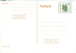 DDR P107 Gothe-Schiller-Denkmal Weimar Ungebraucht PK Versetzt Geschnitten = Unten Mitte Strich In Orange - Cartes Postales - Neuves