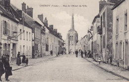 CHEROY,  Rue De L'Hotel De Ville, Circulée - Cheroy