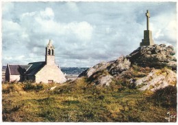 CPSM FRANCE 29 FINISTERE PLOUGUERNEAU - La Croix Des Naufragés Et La Chapelle Saint-Michel - 1968 - Plouguerneau