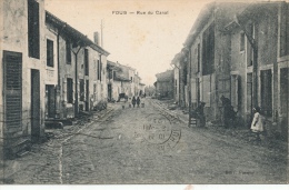 ( CPA 54 )  FOUG  /  Rue Du Canal  - - Foug