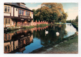 Dacorum Boxmoor Village Hertfordshire Hemel Hempstead Fishery Inn And Canal With Swans Auberge Des Pecheurs - Hertfordshire