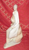 1 Statuette Porcelaine  - Nao Made In Spain - Femme - Otros & Sin Clasificación