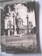 Oostenrijk Österreich Wien Karlskirche - Kerken