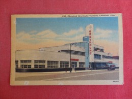 - Ohio> Cleveland  Greyhound Bus Terminal    Ref 1365 - Cleveland