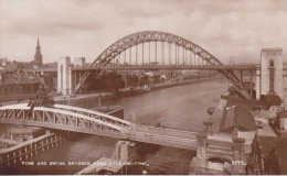 TYNE AND SWING BRIDGES /NEWCASTLE ON TYNE - Newcastle-upon-Tyne