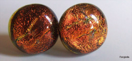 Boucles D´oreilles Verre Dichroic Orange Vif Sur Fond Turquoise Tiges Dorées  Superbe Verre Dichroic Pour Des Cabochons - Earrings