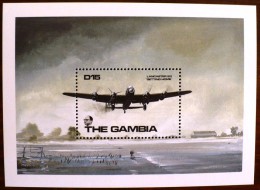 GAMBIE Avions, Avion De Combat LANCASTER B III Getting Home.  BLOC FEUILLET  ** MNH - Flugzeuge