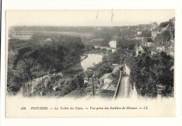 Cp, 86, Poitiers, La Vallée Du Clain, Vue Prise Des JArdins De Blossac - Poitiers