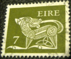 Ireland 1975 Stylised Dog 7p - Used - Usati