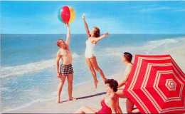 Playing At The Beach - Andere & Zonder Classificatie