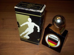 Old Perfume - Avon, Munchen 1974, Championship  Decanter, After Shave Lotion, BRD - Perfumed Bears