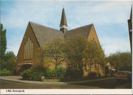 NL.- Urk. Petra Kerk. 2 Scans - Urk