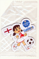 DORAEMON - BRASIL 2014 FOTBALL WORLD CUP FRIDGE MAGNET ENGLAND - SEALED - Personaggi