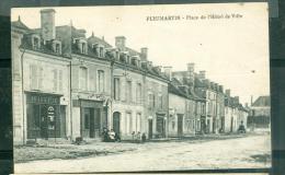 PLEUMARTIN - Place De L'Hôtel De Ville   - Eab07 - Pleumartin