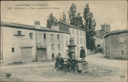 63 CUNLHAT / La Place Lamothe Et La Fontaine / - Cunlhat