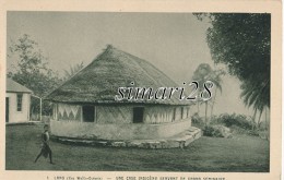 LANO - N° 1 - UNE CASE INDIGENE SERVANT DE GRAND SEMINAIRE (C P DE CARNET) - Wallis Et Futuna