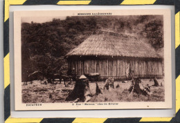 EQUATEUR. - . MISSIONS SALESIENNES - UNE MALOCCA CHEZ LES KIVAROS - Equateur