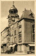 CPSM 63  RIOM TOUR DE L HORLOGE ANCIEN BEFFROI DE LA VILLE Vieilles Voitures - Riom