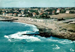 CPSM  PREFAILLES    La Grande Plage ,le Village Et Les Environs Vu Du Ciel - Préfailles